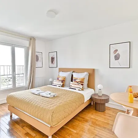 Appartement Fashion Proche Metro #paris #montreuil *